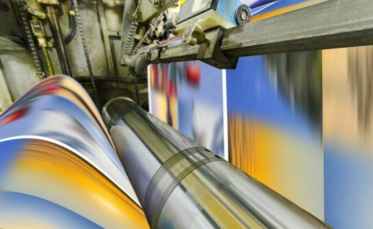 Nadruk na aluminiowych elementach w krótkich seriach — co zmienia projekt i wykończenie