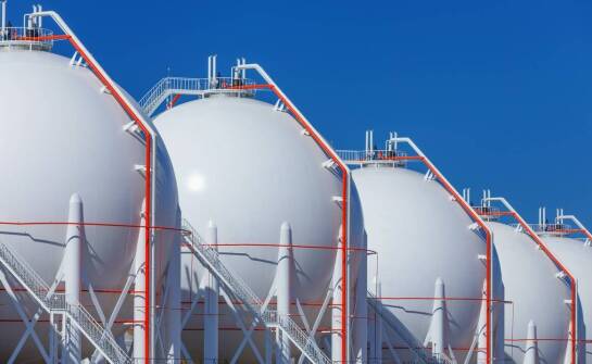 Projekt przemysłowego zbiornika LNG lub LPG — co trzeba ustalić przed inwestycją
