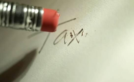 Jak ocenić długopis typu touch pen przed grawerem: gumka, korpus i codzienna trwałość