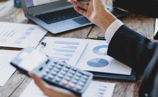 Jak ocenić bazę kontaktów B2B przed zakupem, gdy liczą się jakość i zgody marketingowe