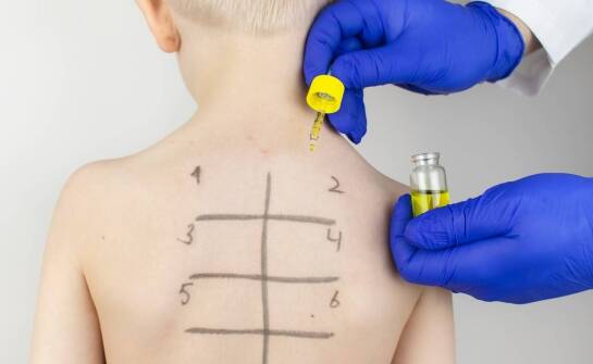 Kiedy konsultacja osteopatyczna u dziecka ma sens przy kolce, asymetrii i napięciu
