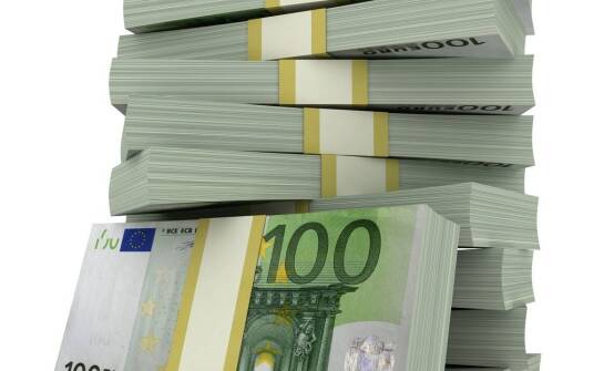 Euro w portfelu inwestora — kiedy pełni rolę bufora, a kiedy zwiększa ryzyko