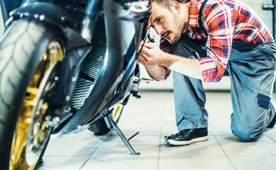 Na co patrzeć przy oględzinach używanego Benelli TRK w klasie 125 do miasta i szutru