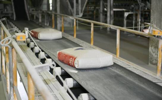 Dobór systemu etykietowania do linii big-bagów: nośnik, tempo pracy i integracja