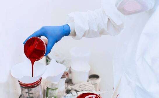 Kiedy substancje chemiczne w hali stają się realnym ryzykiem dla załogi produkcyjnej