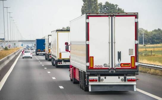 Co naprawdę wpływa na koszt transportu towarów z Polski do Europy w 2026 roku
