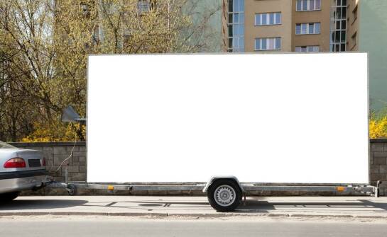 Kiedy jedna lokalna agencja reklamowa wystarczy do obsługi reklamy firmy od projektu po montaż