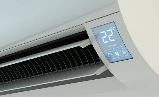 Jak czytać komunikaty awarii w klimatyzatorze AUX i ocenić skalę problemu