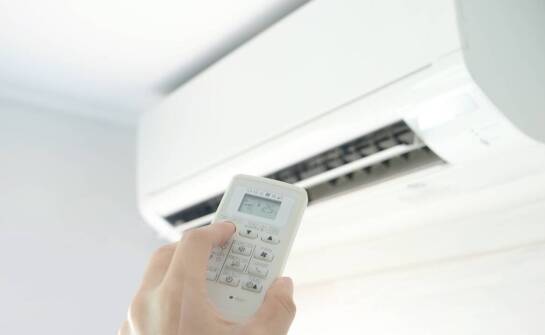 Jak odróżnić błędy ustawień od awarii, gdy klimatyzacja chłodzi słabiej niż zwykle