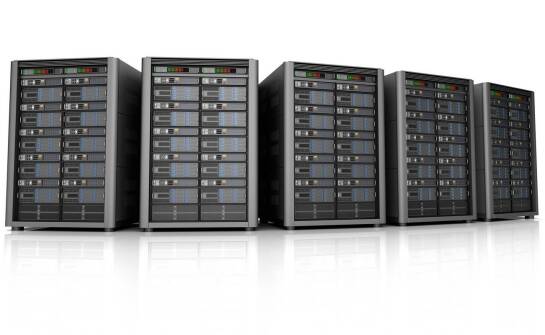 Przenoszenie starszej hurtowni danych do Databricks w multicloud — co przeprojektować przed startem