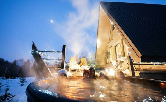 Kiedy domek z jacuzzi w Istebnej pasuje do wyjazdu rodziny z dziećmi