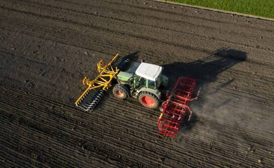 Farmtrac 6050 w praktyce: które parametry naprawdę mają znaczenie w gospodarstwie