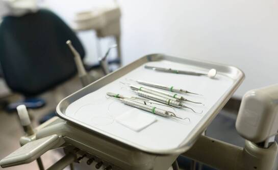 Pierwsza konsultacja stomatologiczna — jak ocenić zakres leczenia przed rozpoczęciem terapii