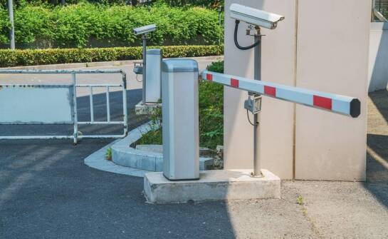Dlaczego projektant systemu alarmowego zaczyna od analizy obiektu, nie od sprzętu