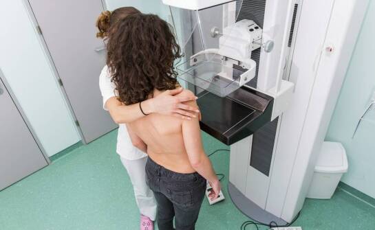 Pierwsza mammografia: jak przygotować się do badania i zrozumieć opis BI-RADS