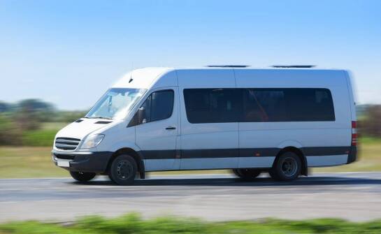 Kiedy Mercedes V250d i V300d sprawdzają się w rodzinnej podróży i delegacji z Trójmiasta
