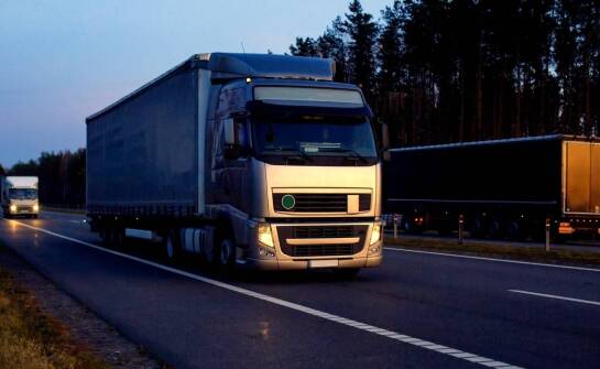 Dlaczego stawka za kilometr w transporcie krajowym nie wystarcza do wyceny kursu