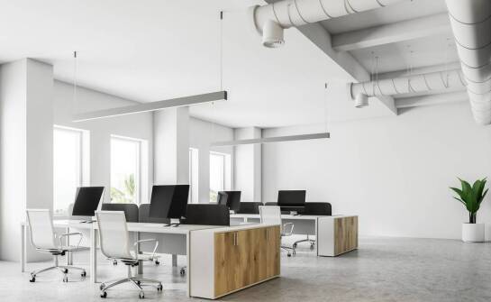Dlaczego open space wymaga innego podejścia do klimatyzacji niż małe biuro