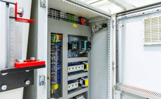 Komunikacja Profinet między falownikiem a Siemens S7 — dlaczego problemy częściej wynikają z parametrów niż z okablowania
