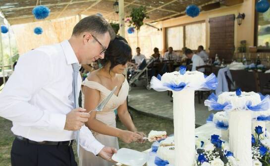 Jak zgrać menu, serwis i transport jedzenia przy weselu w Łodzi