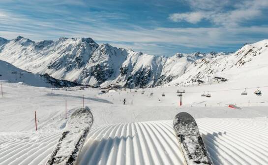 Jak ułożyć dzień na pętli narciarskiej w Dolomitach dla średnio zaawansowanych