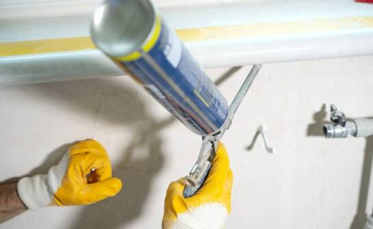 Chemiczny uszczelniacz w instalacji CO i wodnej — kiedy ma sens, a kiedy nie