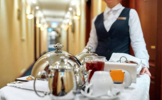 Jak dystrybucja żywności premium dla HoReCa wpływa na powtarzalność menu