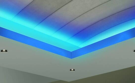 Kiedy sufitowa lampa LED ze zmienną barwą pomaga w salonie, sypialni i kuchni