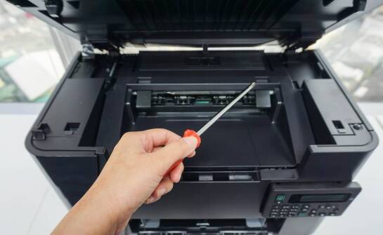 Typowe objawy awarii drukarki, które pokazują, że potrzebna jest diagnoza na miejscu