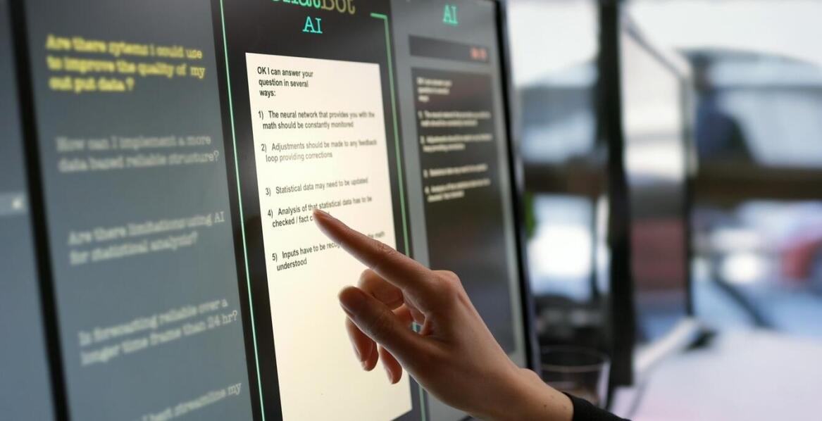 Telefoniczne pozyskiwanie kontaktów B2B — jak rozmowa, kwalifikacja i AI tworzą lejek sprzedażowy