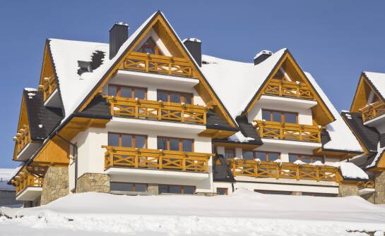Kiedy jest najlepszy czas na wizytę w hotelu w Górach Świętokrzyskich?