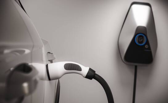 Kiedy domowa instalacja elektryczna wymaga modernizacji przed montażem ładowarki do samochodu elektrycznego