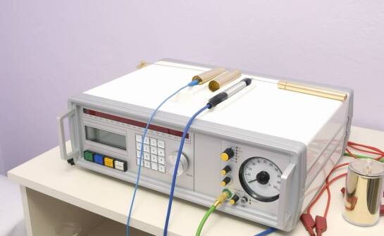 Wysokie ciśnienie jako sygnał zaburzeń hormonalnych — kiedy potrzebna jest diagnostyka endokrynologiczna