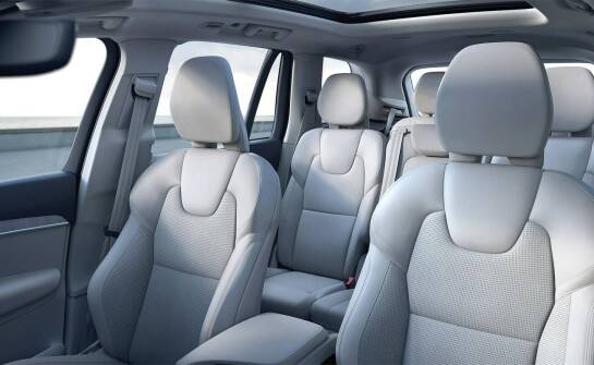 Kiedy XC60 z napędem mild-hybrid wystarcza, a kiedy warto rozważyć plug-in hybrid