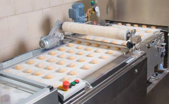 Kiedy automat dozujący pomaga utrzymać powtarzalne porcje w cateringu i piekarni