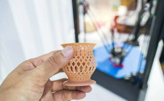 Jak druk 3D zmienia konstrukcję clickera antystresowego i możliwości personalizacji