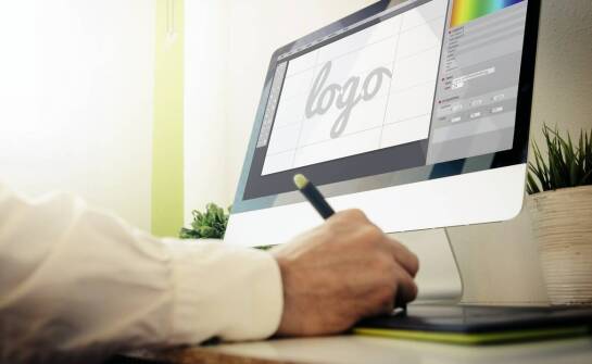 Jak przygotować plik do grawerunku laserowego, by uniknąć poprawek i opóźnień
