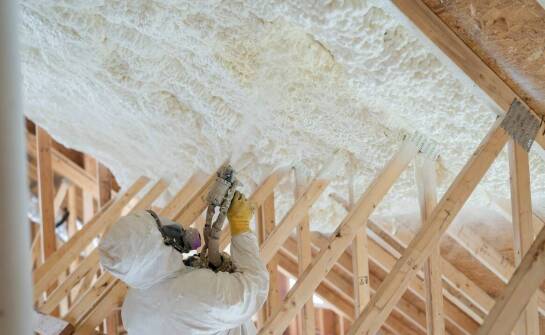 Jak przygotować poddasze do natrysku pianki PUR w typowych domach pod Wrocławiem