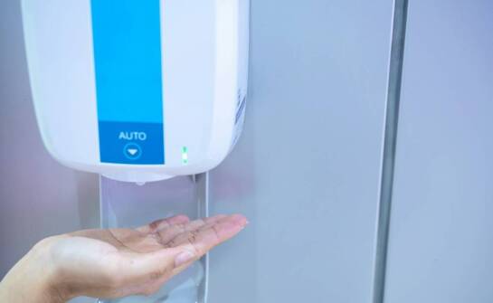 Kiedy automatyczne dozowanie koncentratów czyszczących ma sens w obiektach B2B