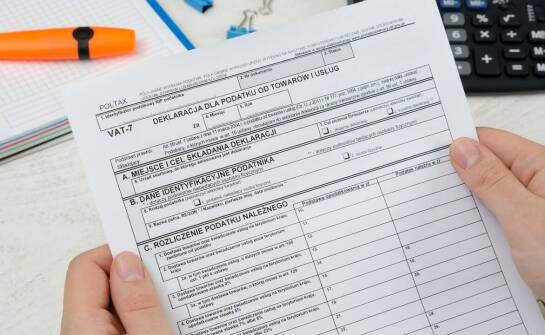 Intrastat w małej firmie handlowej — jakie dane trzeba uporządkować przed wysyłką zgłoszenia