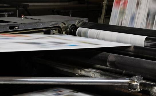 Dlaczego offset daje stabilny kolor i ostry detal w dużych nakładach materiałów reklamowych