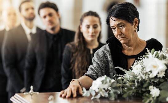 Formalności, opłaty i ustalenia przed pochówkiem na Cmentarzu Farnym w Białymstoku