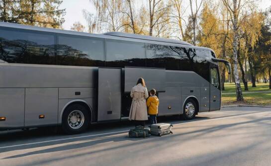 Jak przygotować uczestnika do zorganizowanego wyjazdu — od kolonii po wycieczkę autokarową