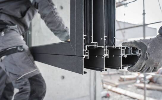 Jak czytać parametry profili aluminiowych, gdy dom i obiekt publiczny mają różne wymagania