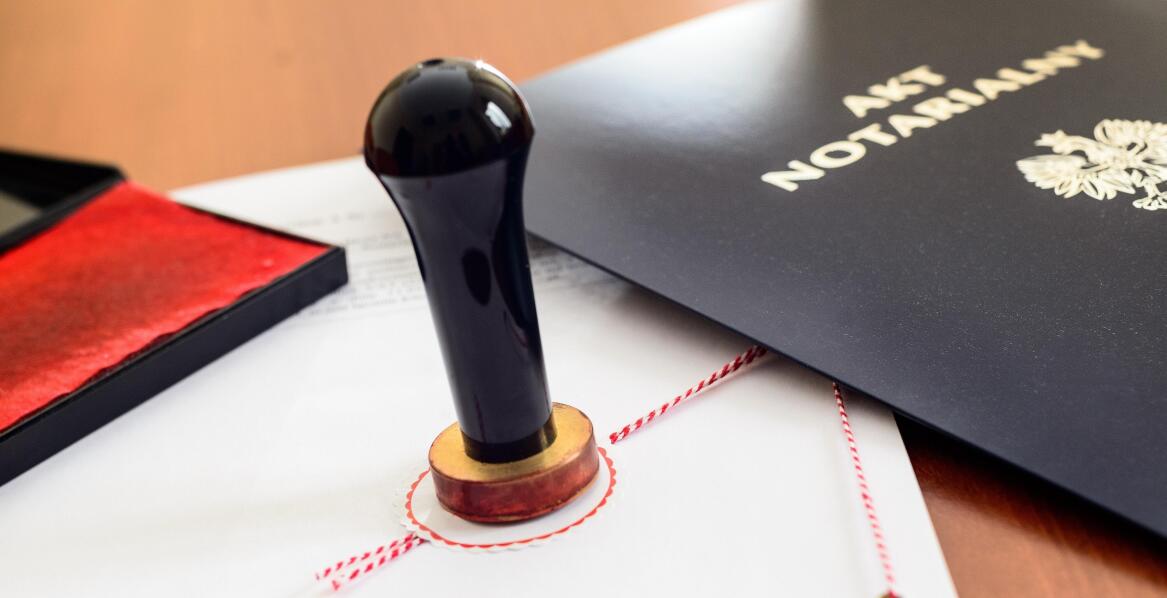 Co daje akt poświadczenia dziedziczenia?