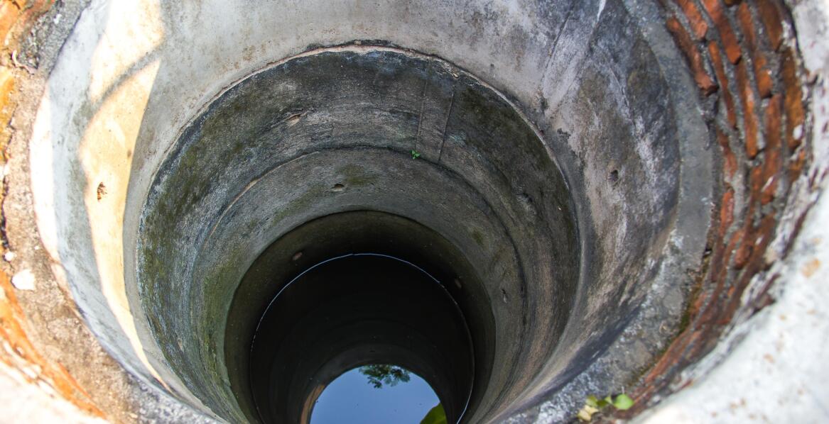 Jakie są rodzaje obudów studni głębinowych?