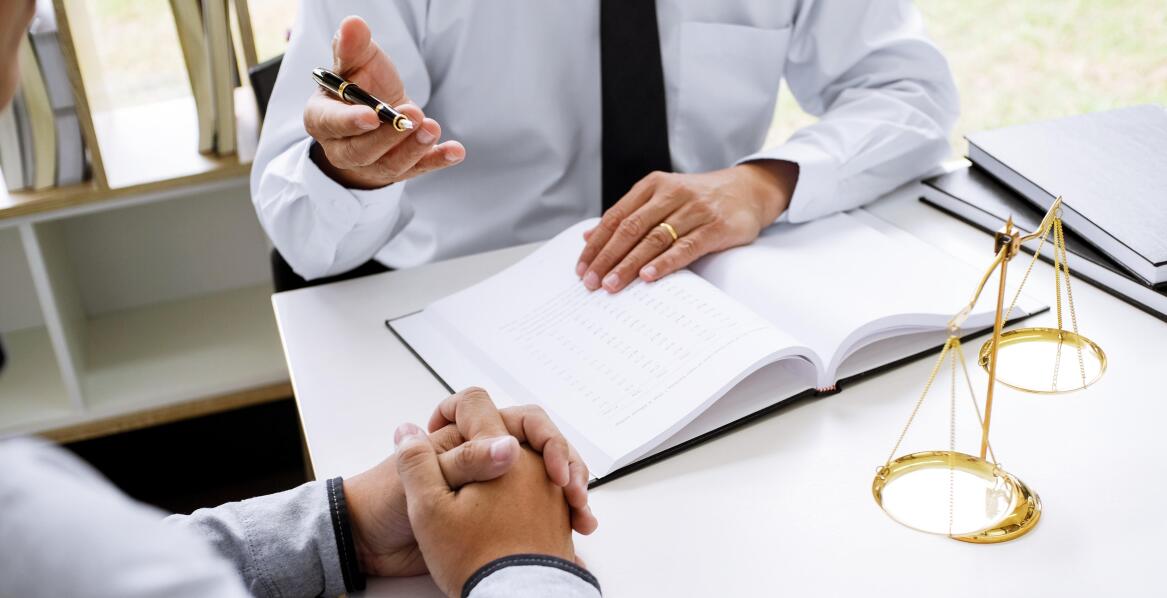 Jak wybrać profesjonalną kancelarię adwokacką w Strzelcach Opolskich?