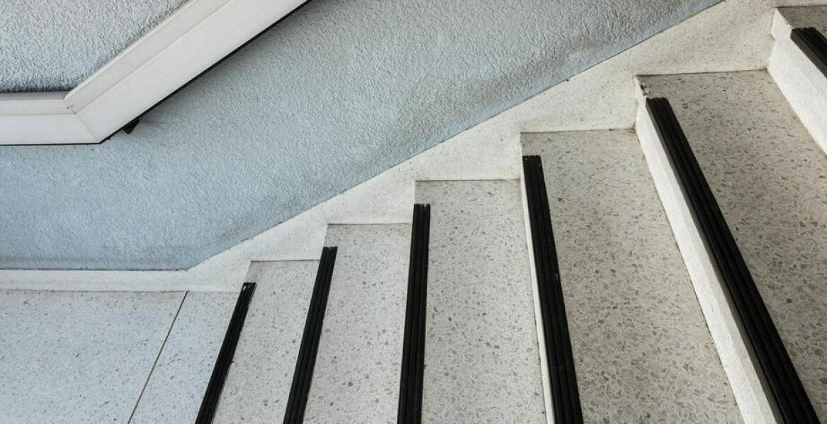 Gdzie sprawdzają się taśmy antypoślizgowe?