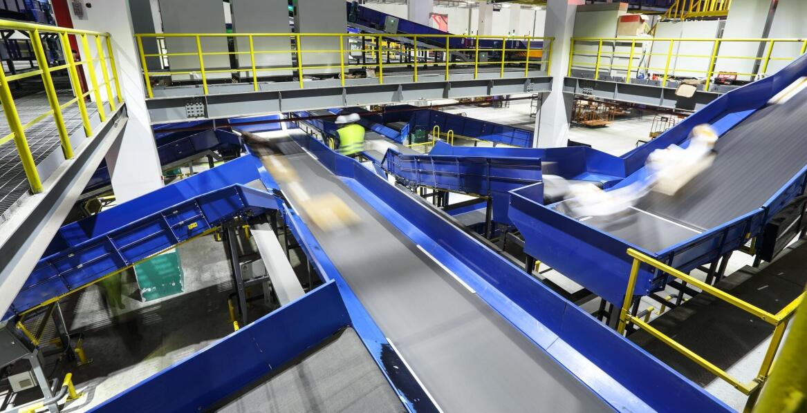 Jak dbać o taśmy przenośnikowe, by służyły jak najdłużej?