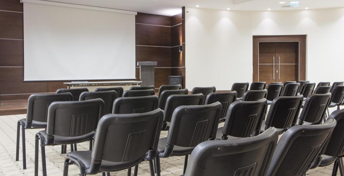 Na co zwrócić uwagę przy wyborze sali konferencyjnej?